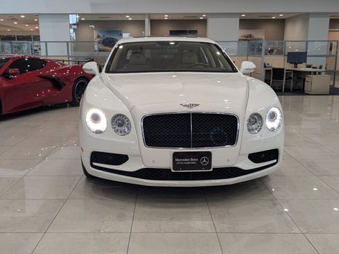 Used 2018 Bentley Flying Spur S V8 image 2