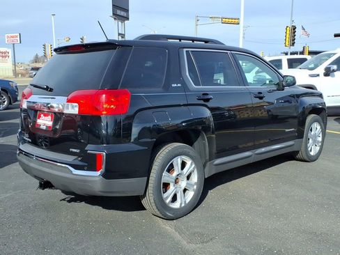 Used 2017 GMC Terrain SLE w/ Driver Alert Package I image 3