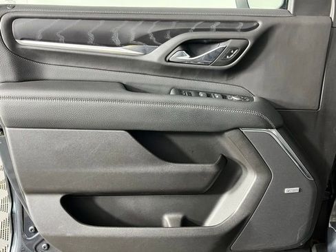 Used 2021 GMC Yukon Denali w/ Denali Premium Package image 22