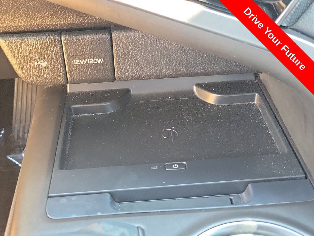 Used 2022 Toyota Camry XSE FWD image 14