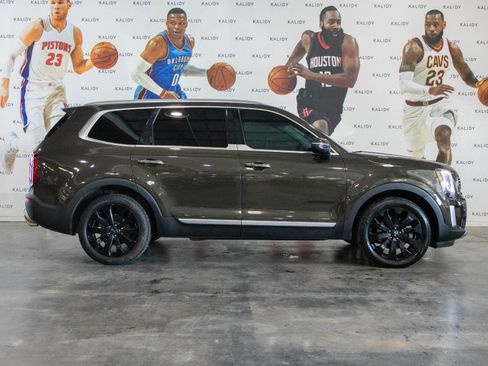 Used 2020 Kia Telluride S image 18