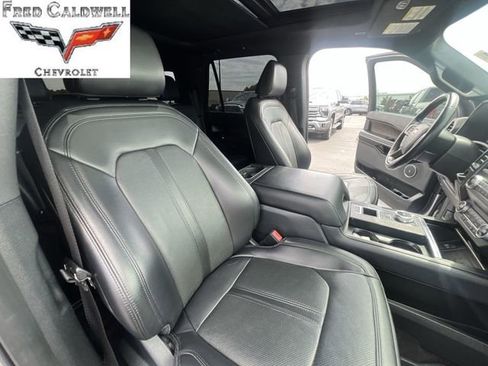 Used 2021 Ford Expedition Max Limited RWD image 34