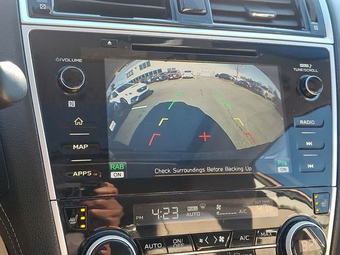 Used 2019 Subaru Outback 3.6R Limited image 16