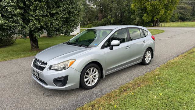 Used 2013 Subaru Impreza 2.0i Premium w/ All-Weather Pkg AWD/4WD image 2