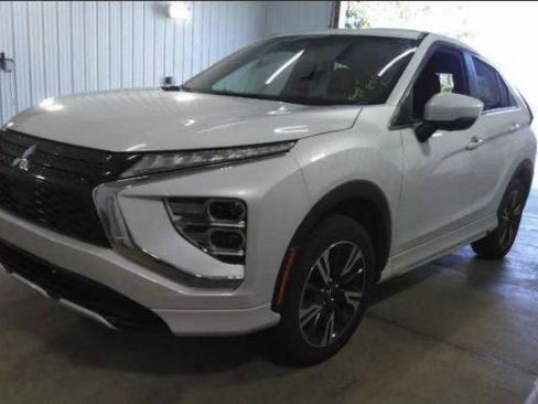 Used 2024 Mitsubishi Eclipse Cross SEL AWD/4WD image 9