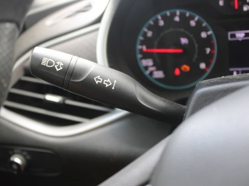 Used 2022 Chevrolet Malibu LT FWD image 23