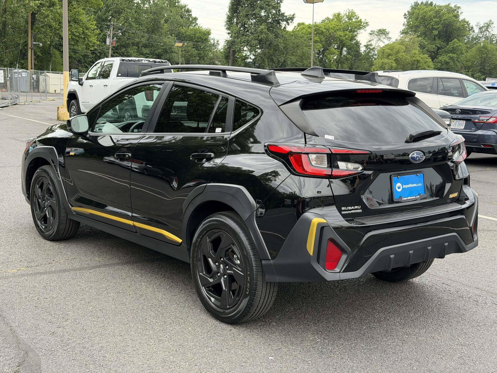 Used 2024 Subaru Crosstrek 2.5i Sport w/ Crosstrek Mirror Package AWD/4WD image 3
