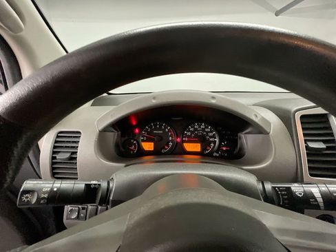 Used 2012 Nissan Xterra S image 11