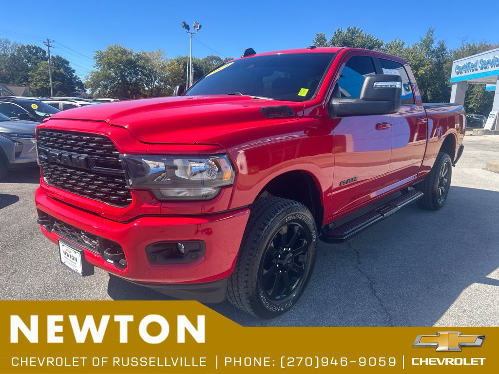 Used 2024 RAM 2500 Big Horn w/ Night Edition AWD/4WD image 3