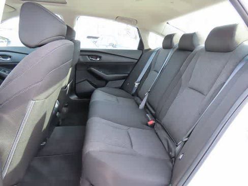 Certified 2023 Honda Accord EX image 12