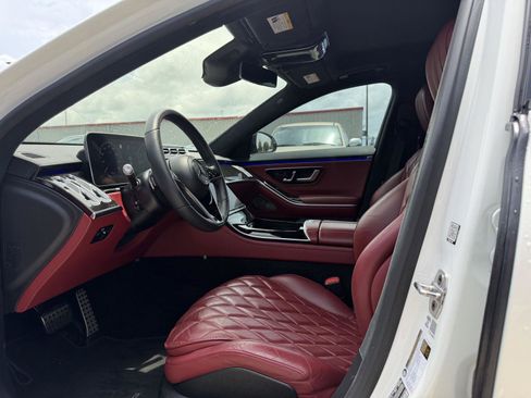 Certified 2023 Mercedes-Benz S 500 4MATIC image 5