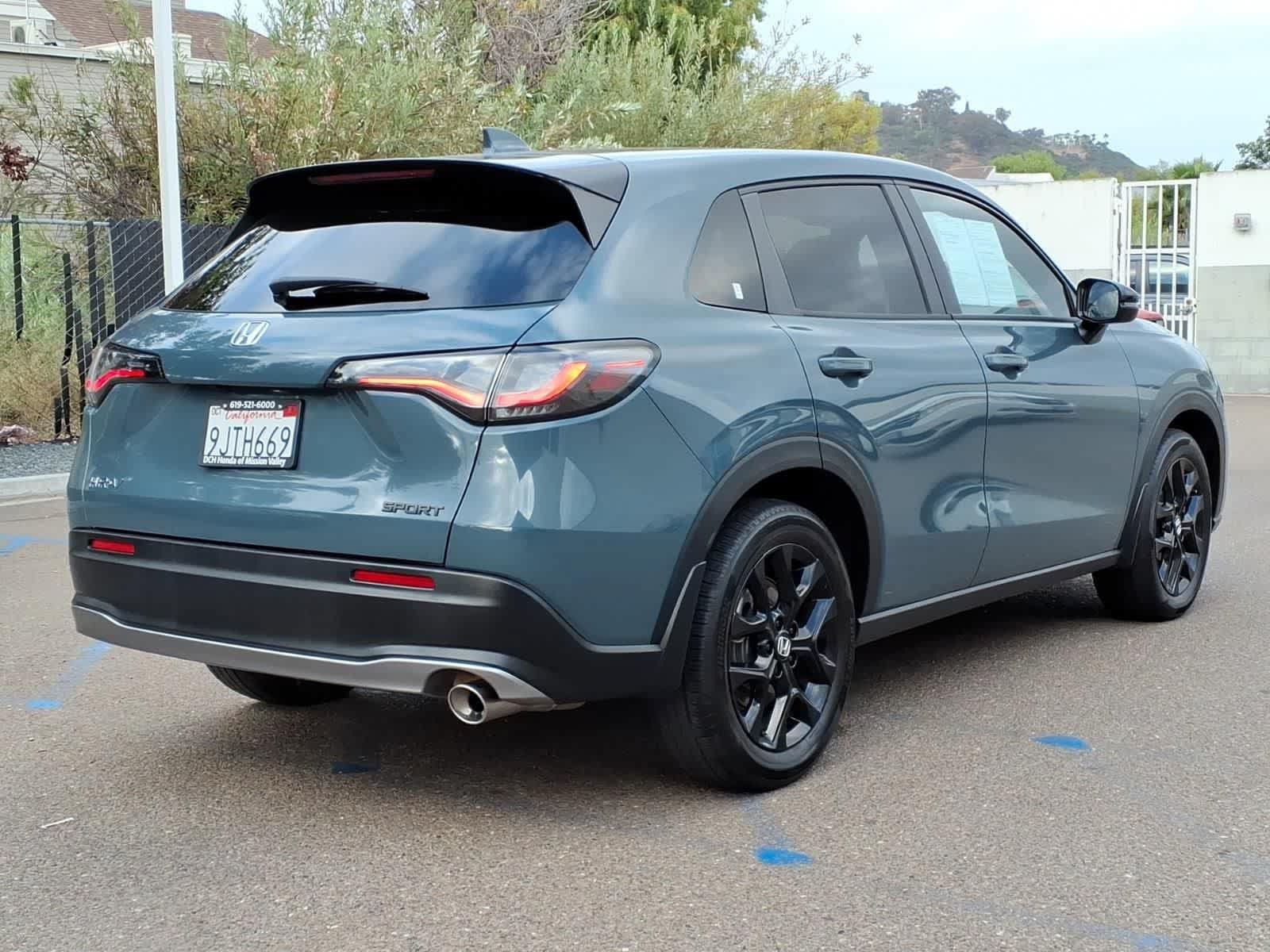 Used 2024 Honda HR-V Sport image 4