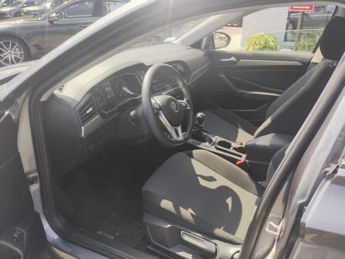 Used 2019 Volkswagen Jetta S FWD image 9