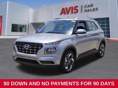 Used 2025 Hyundai Venue SEL FWD image 1