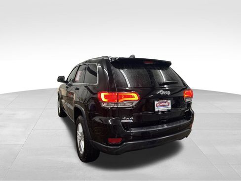 Used 2017 Jeep Grand Cherokee Laredo w/ Quick Order Package 23E AWD/4WD image 4