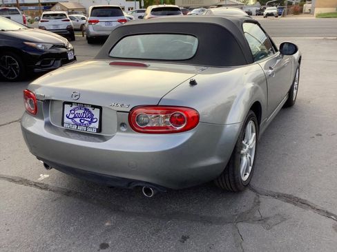 Used 2009 MAZDA MX-5 Miata Sport image 10
