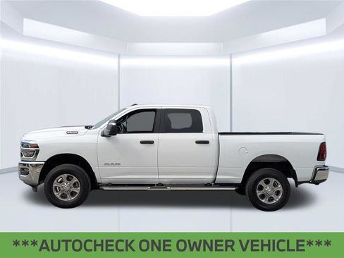 Used 2026 RAM 2500 Big Horn AWD/4WD image 2
