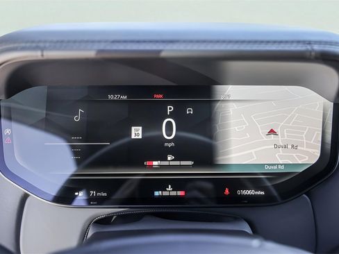 Used 2023 Land Rover Range Rover SV image 13