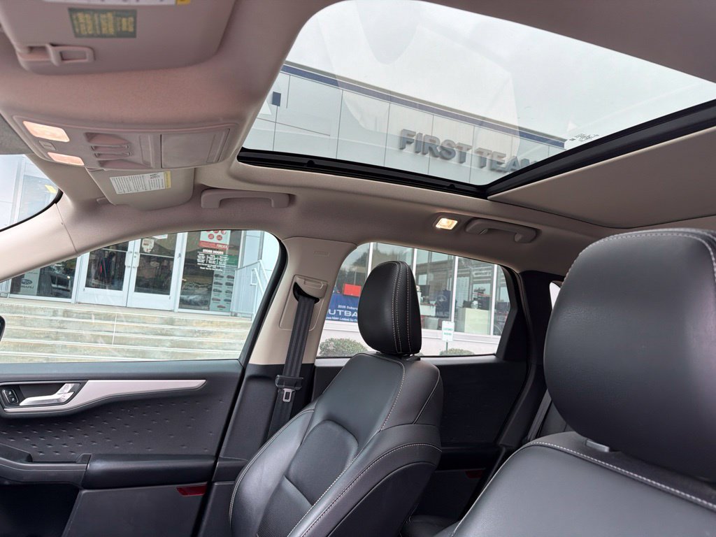 Used 2020 Ford Escape SE Sport FWD image 15
