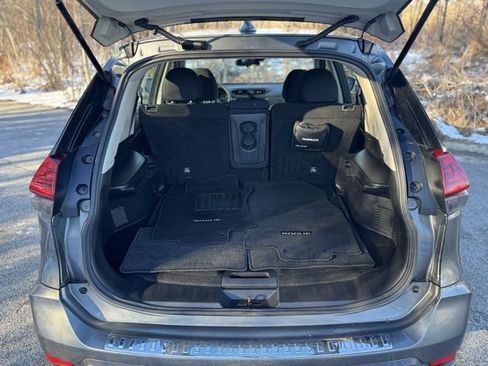 Used 2020 Nissan Rogue S image 7