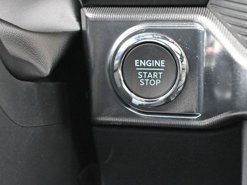 Used 2025 Ford F150 Lariat w/ Equipment Group 502A High AWD/4WD image 27