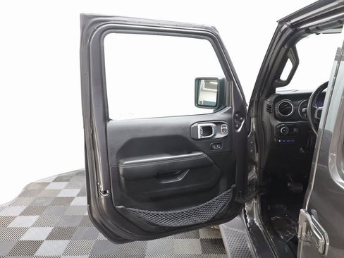 Used 2023 Jeep Wrangler Unlimited Sahara w/ Dual Top Group image 5