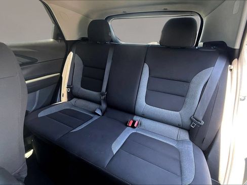 Used 2024 Chevrolet TrailBlazer LT FWD image 18