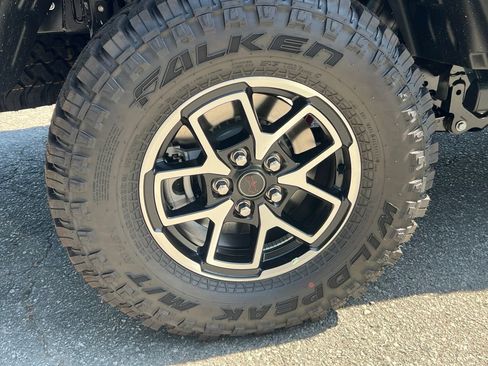 New 2026 Jeep Gladiator Rubicon AWD/4WD image 14