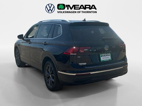 Used 2022 Volkswagen Tiguan SE FWD image 3