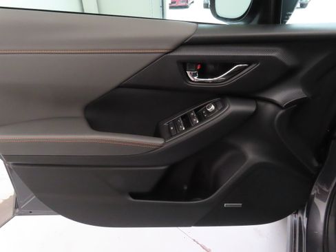 New 2025 Subaru Crosstrek 2.5i Limited w/ Crosstrek Mirror Package image 11