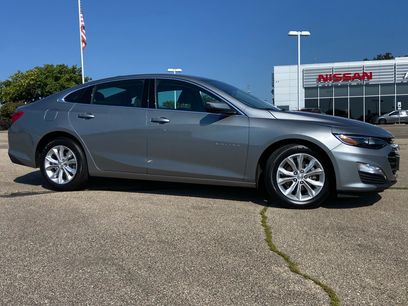 Used 2025 Chevrolet Malibu LT