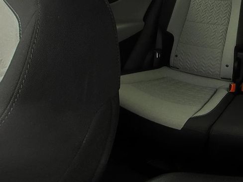 Used 2023 Chevrolet Equinox LS FWD image 15