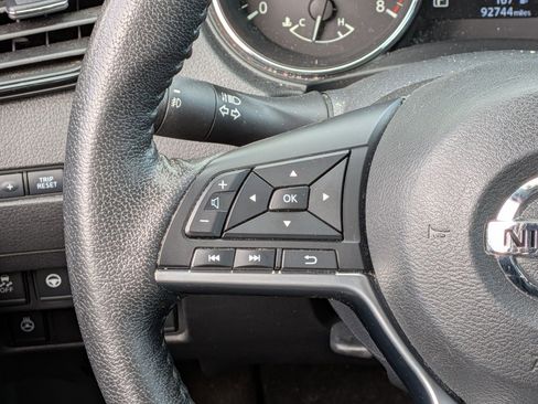 Used 2020 Nissan Rogue SL w/ Premium Package image 15