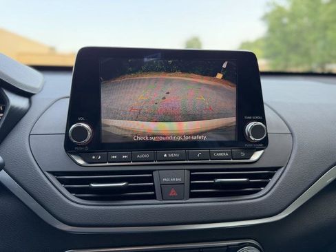 Used 2019 Nissan Altima 2.5 S FWD image 22