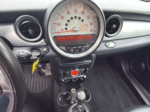 Used 2011 MINI Cooper Hardtop image 28