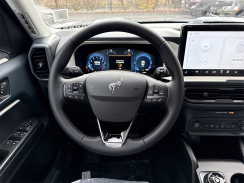 Used 2025 Ford Bronco Sport Heritage w/ Convenience Package image 13