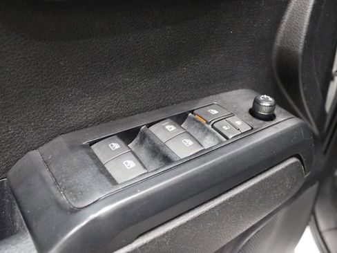 Used 2023 Toyota Tacoma SR AWD/4WD image 42