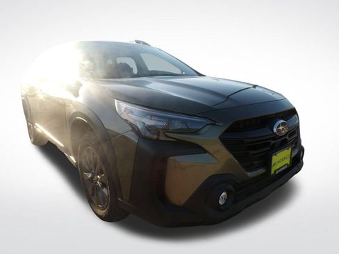 Used 2025 Subaru Outback Onyx Edition AWD/4WD image 7