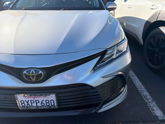 Used 2021 Toyota Camry LE FWD image 6