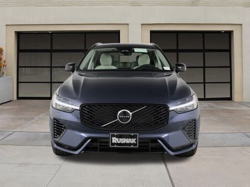 New 2026 Volvo XC60 T8 Ultra w/ Protection Package Premier image 2