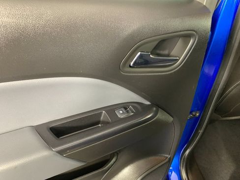 Used 2019 Chevrolet Colorado Z71 AWD/4WD image 30