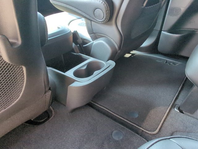 New 2026 Chrysler Pacifica Select FWD image 24