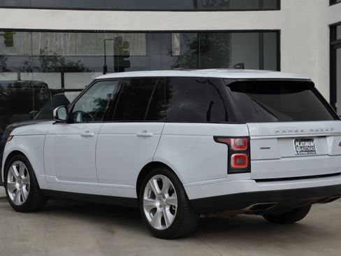 Used 2019 Land Rover Range Rover Supercharged image 4