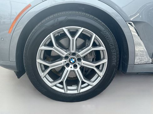 Used 2025 BMW X7 xDrive40i AWD/4WD image 45