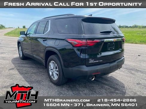 Used 2023 Chevrolet Traverse LT w/ LPO, Floor Liner Package AWD/4WD image 6