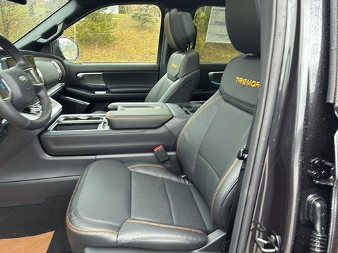 New 2026 Ford Expedition Tremor image 11