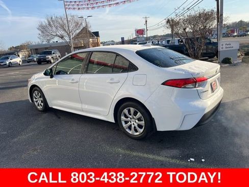 Used 2025 Toyota Corolla LE FWD image 36