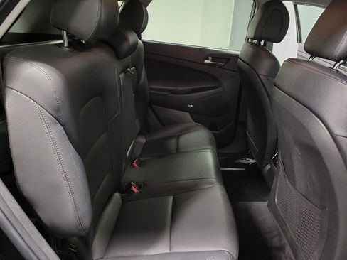 Used 2017 Hyundai Tucson SE Plus w/ Cargo Package image 23