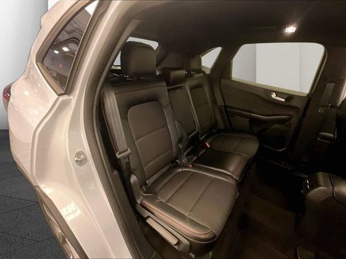 Used 2025 Ford Escape ST-Line Select image 17