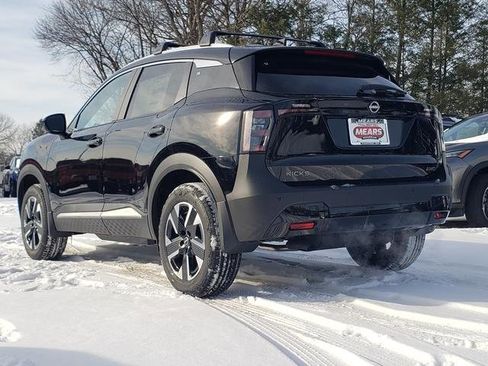 New 2026 Nissan Kicks SV image 4